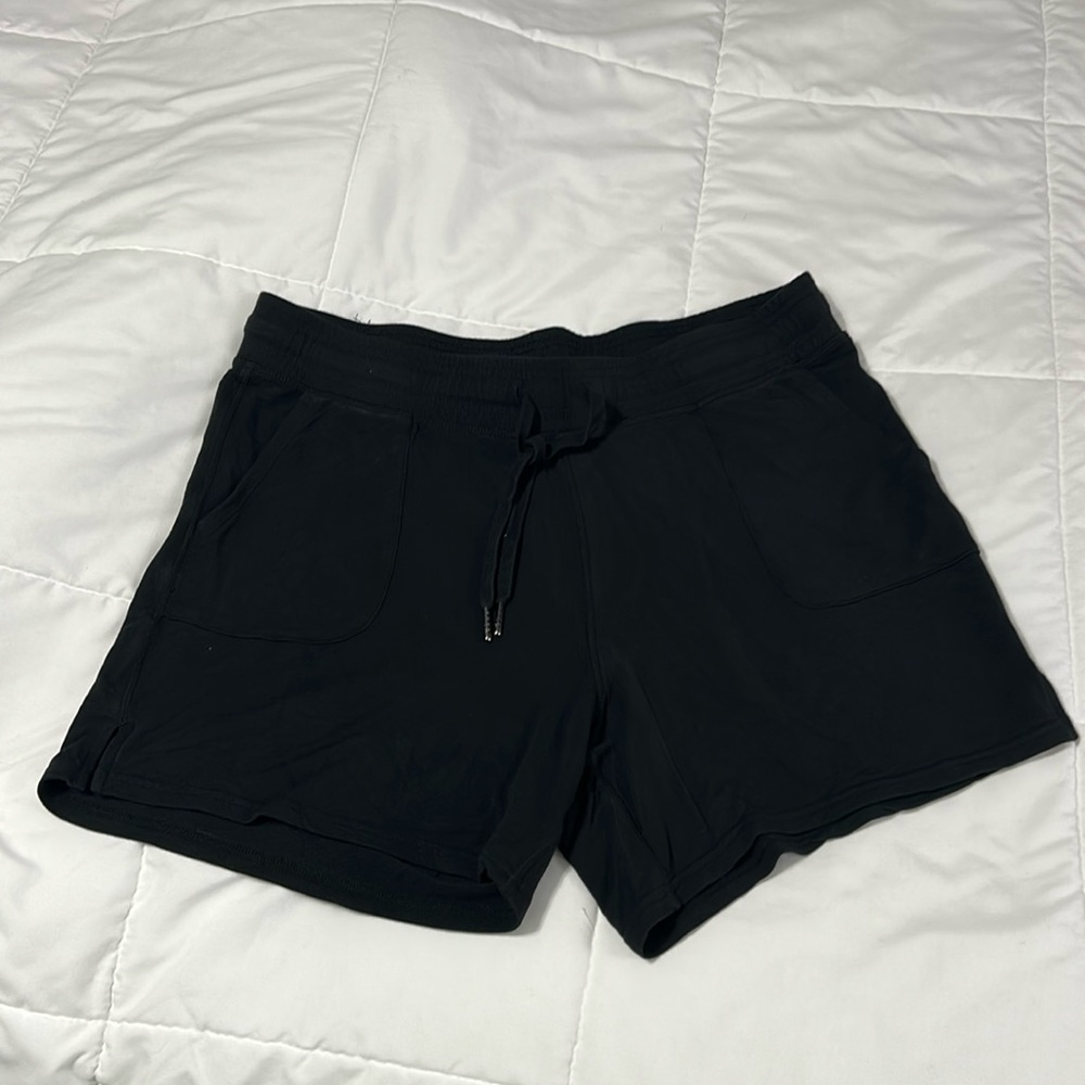 Women’s Gaiam shorts
